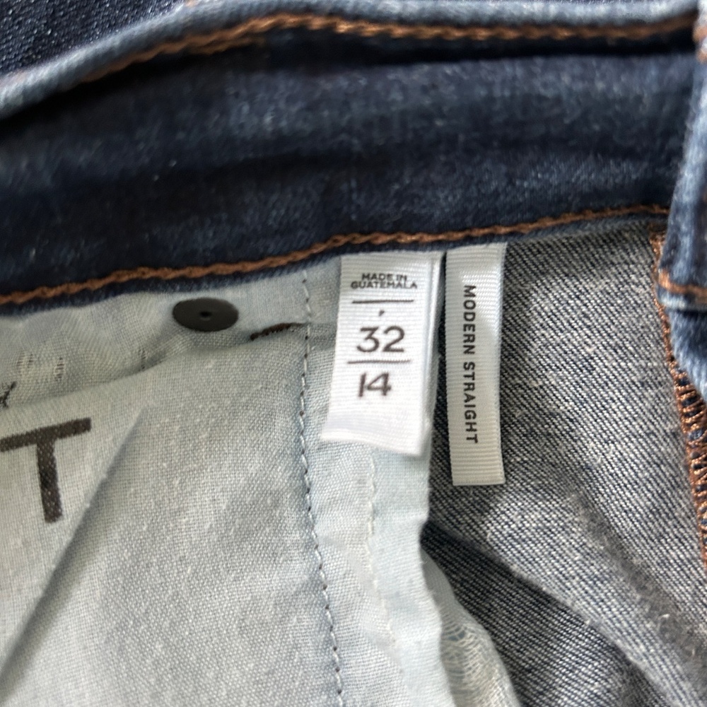 LOFT modern frayed cuffed jean - size 14 EUC - Picture 6 of 7
